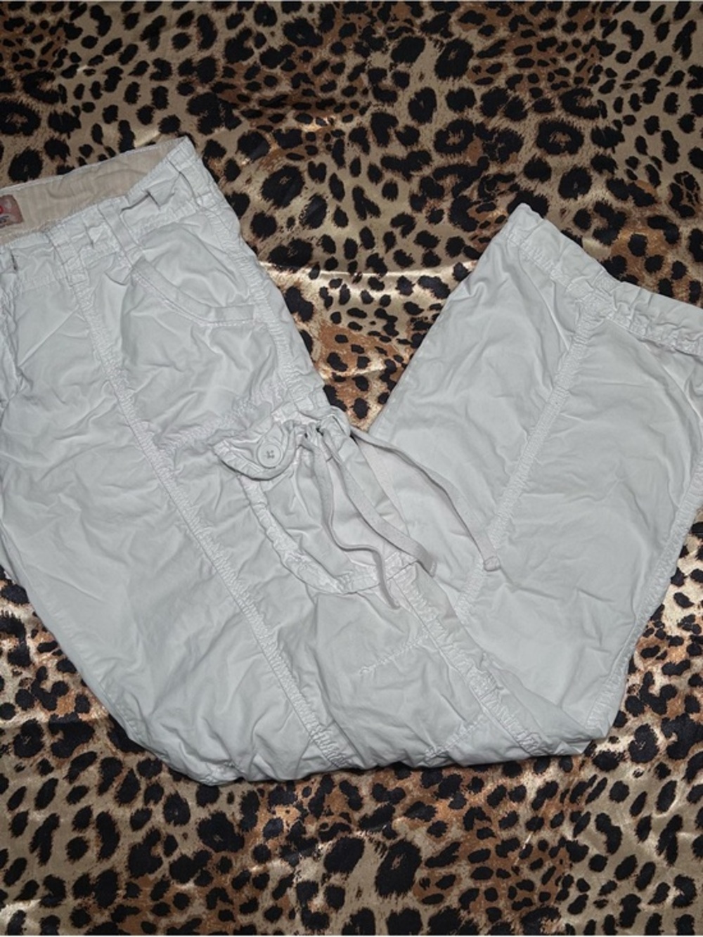 Vintage Y2K No Boundaries Low Rise White Cargo Pants